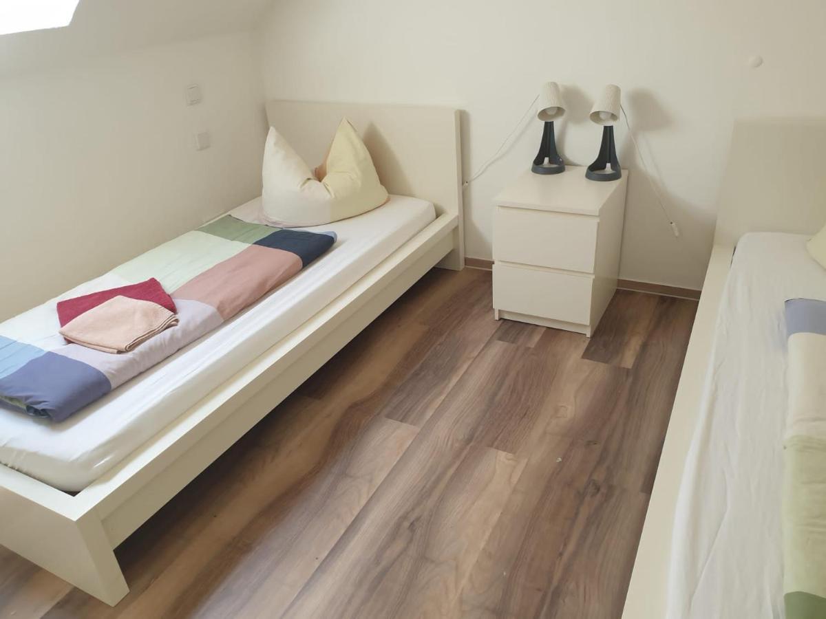 Ferienwohnung 3 - Gourmetzimmer 베슈텐지 외부 사진